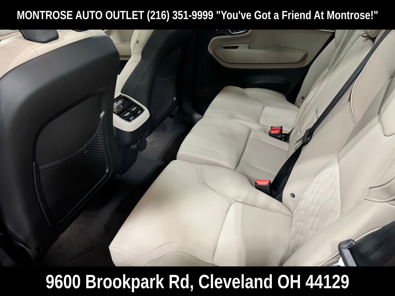 New 2026 Volvo XC90 B6 Plus w/ Protection Package Premier AWD/4WD image 31