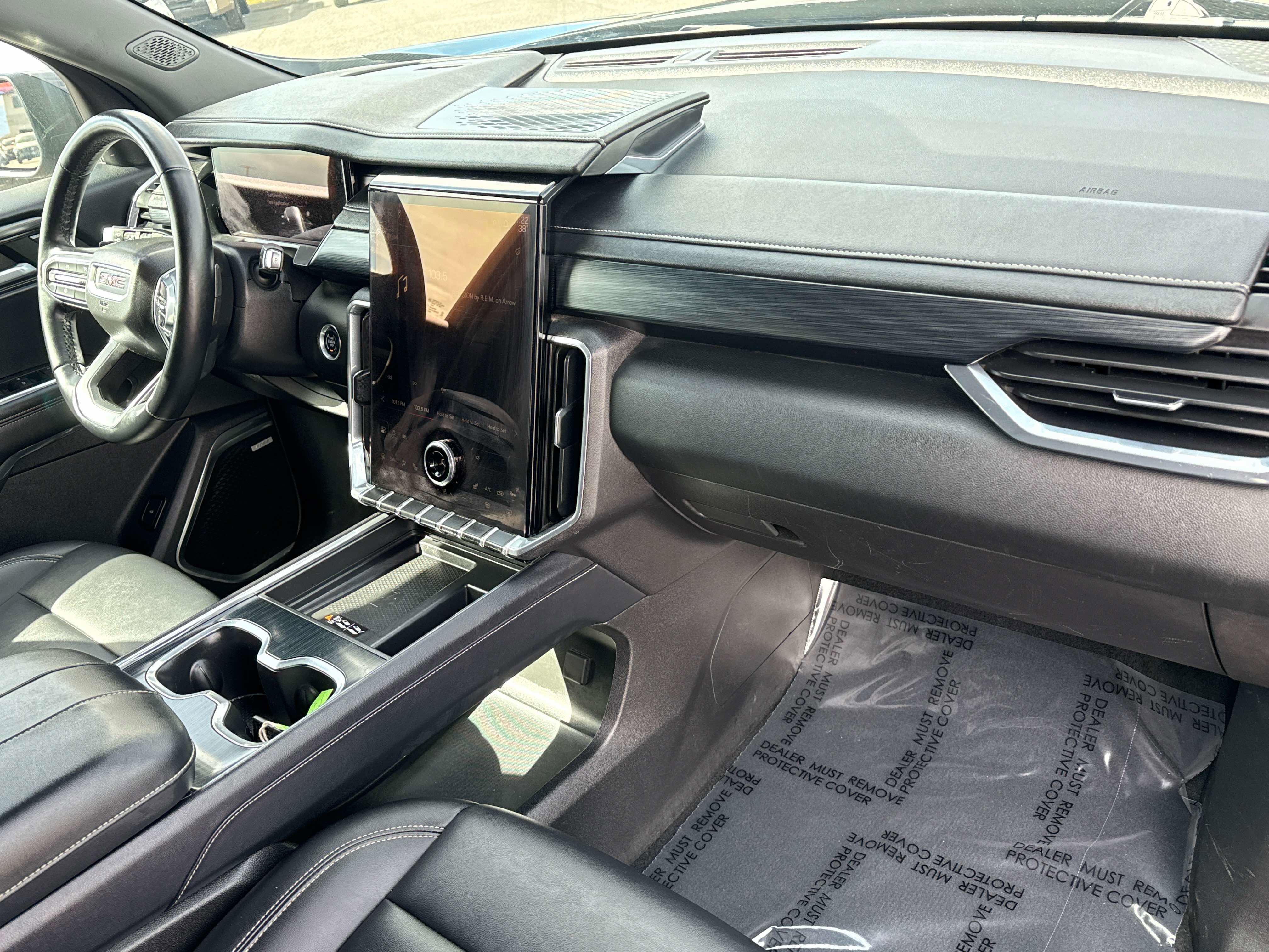 Used 2024 GMC Acadia Elevation image 20