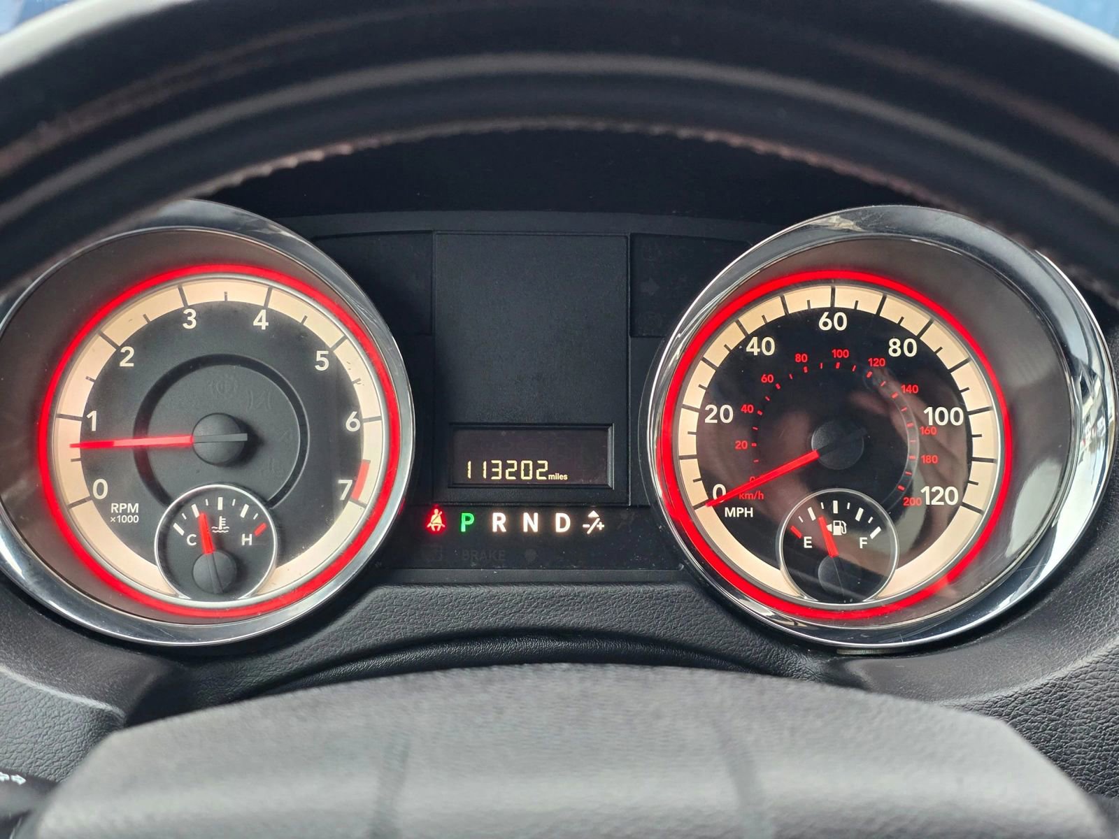 Used 2018 Dodge Grand Caravan SXT FWD image 25