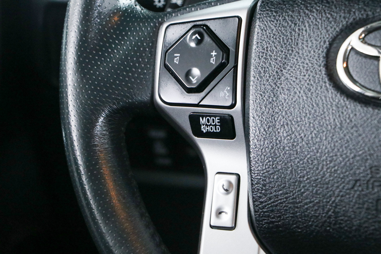 Used 2022 Toyota 4Runner TRD Sport w/ Technology Package RWD image 13