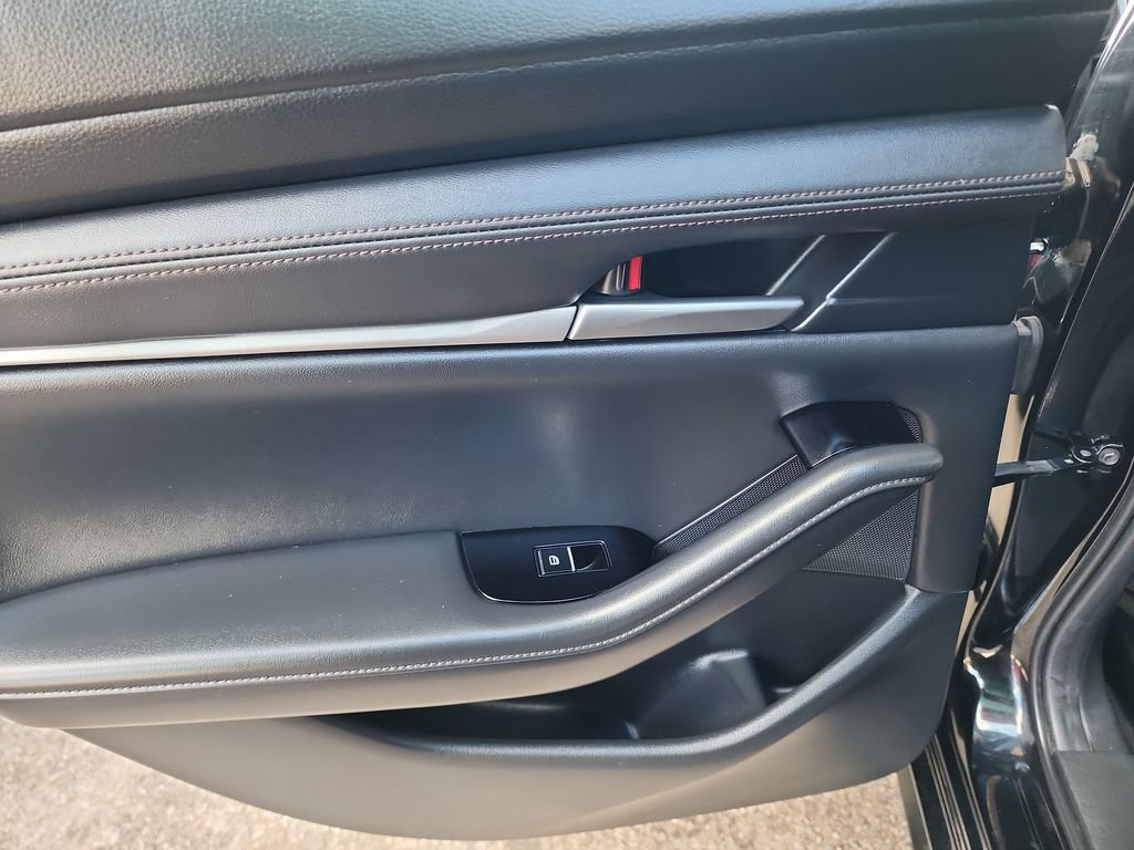 Used 2024 MAZDA MAZDA3 s FWD image 35