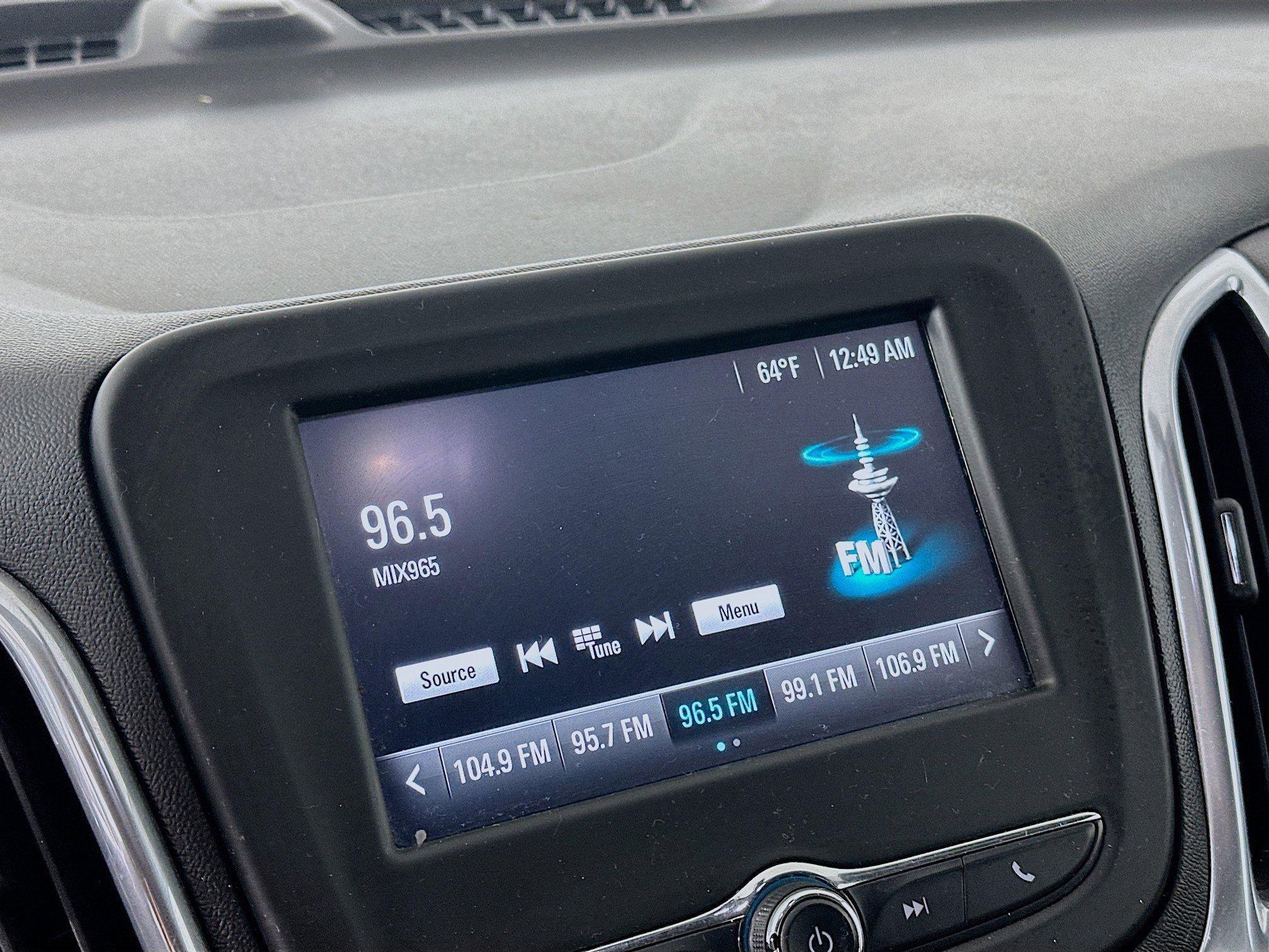 Used 2018 Chevrolet Equinox LT image 21