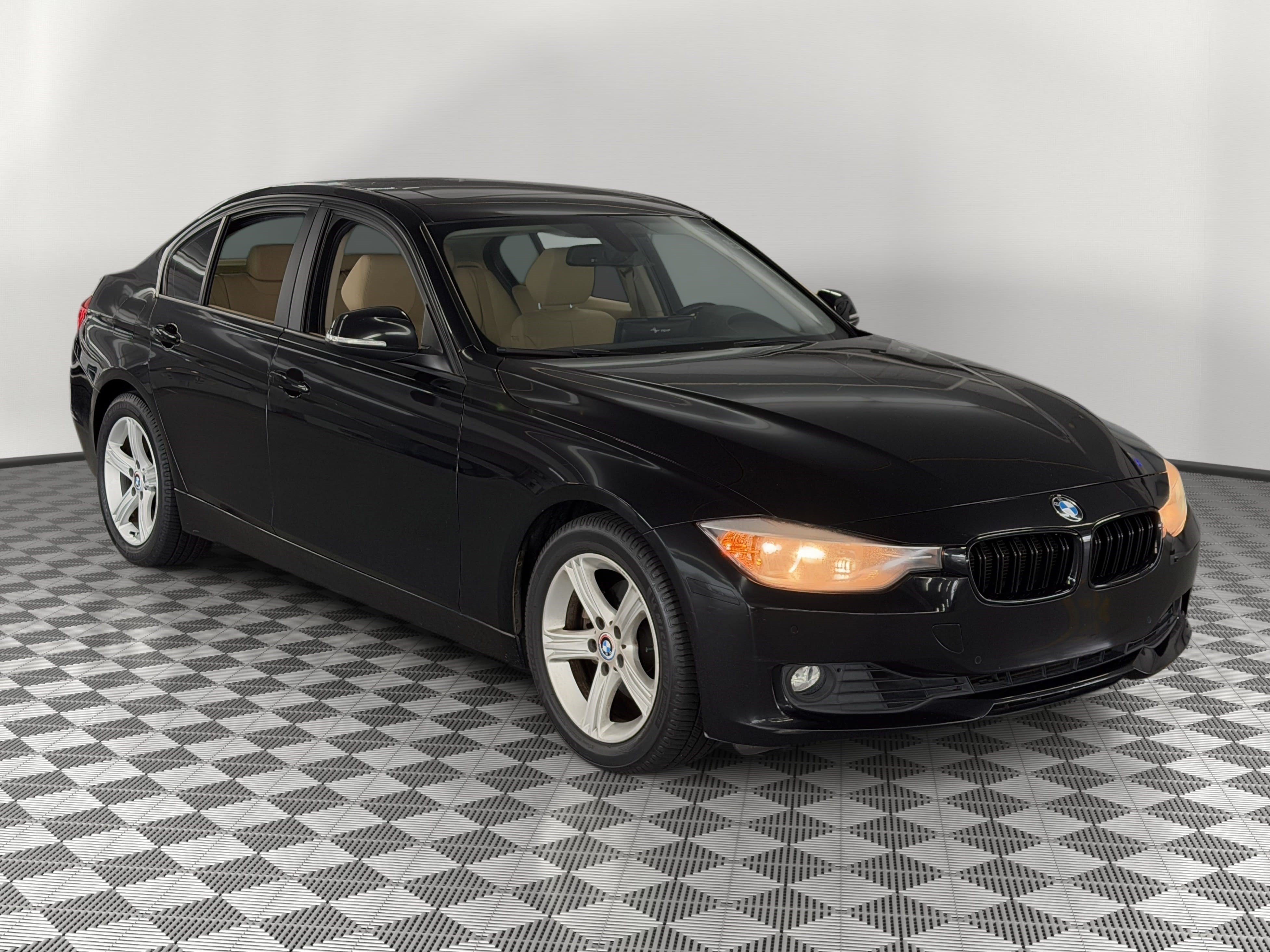 Used 2013 BMW 328i Sedan RWD image 7