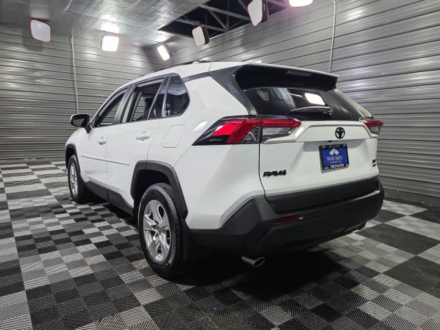 Used 2020 Toyota RAV4 XLE w/ Convenience Package AWD/4WD image 7