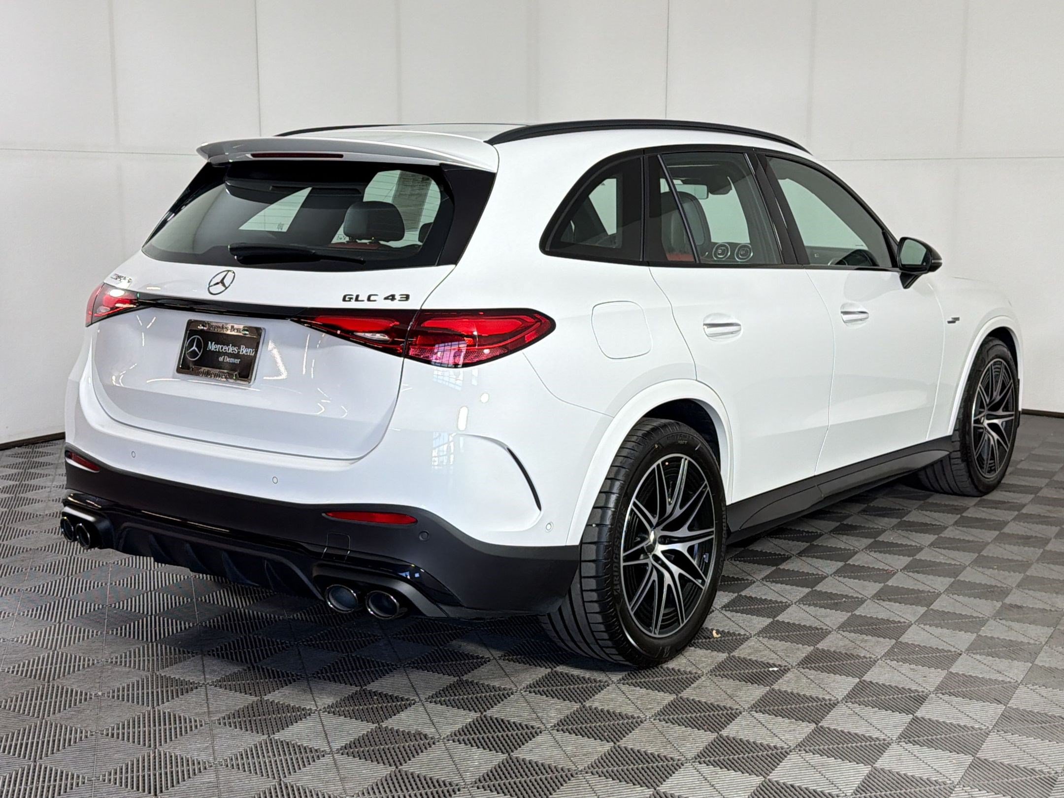 Certified 2025 Mercedes-Benz GLC 43 AMG 4MATIC image 9