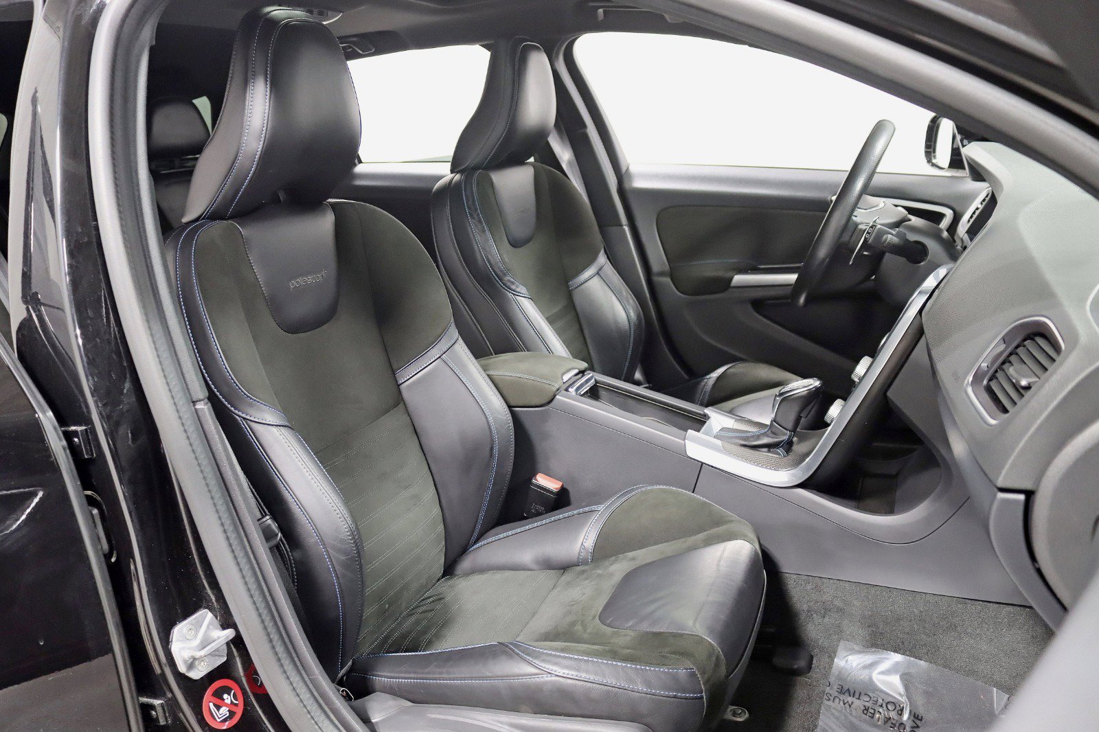 Used 2018 Volvo V60 T6 Polestar image 30