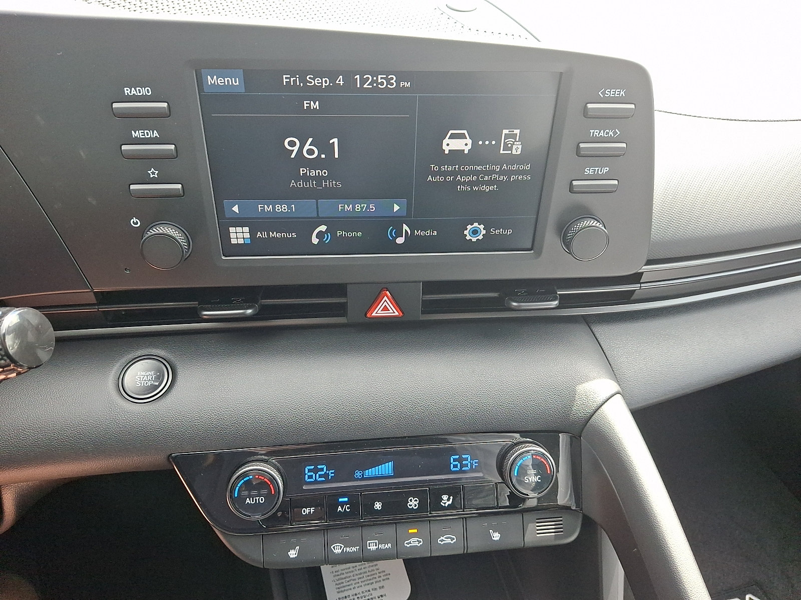 New 2026 Hyundai Elantra SEL Sport FWD image 9