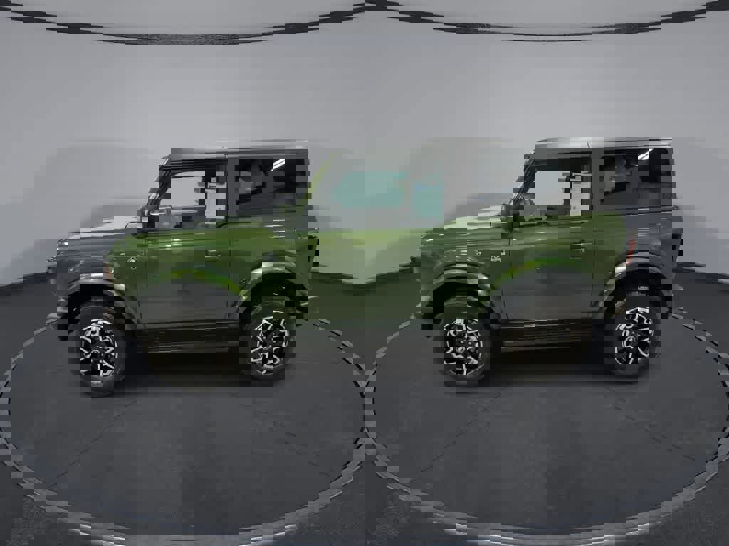Used 2023 Ford Bronco Outer Banks image 5
