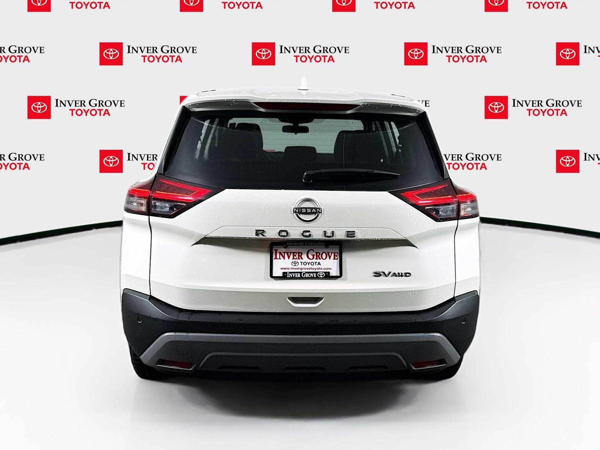 Used 2023 Nissan Rogue SV image 6
