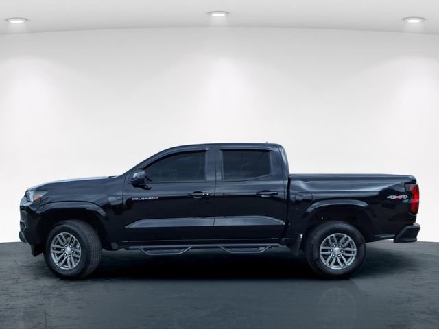 Used 2024 Chevrolet Colorado LT w/ LT Convenience Package II image 12