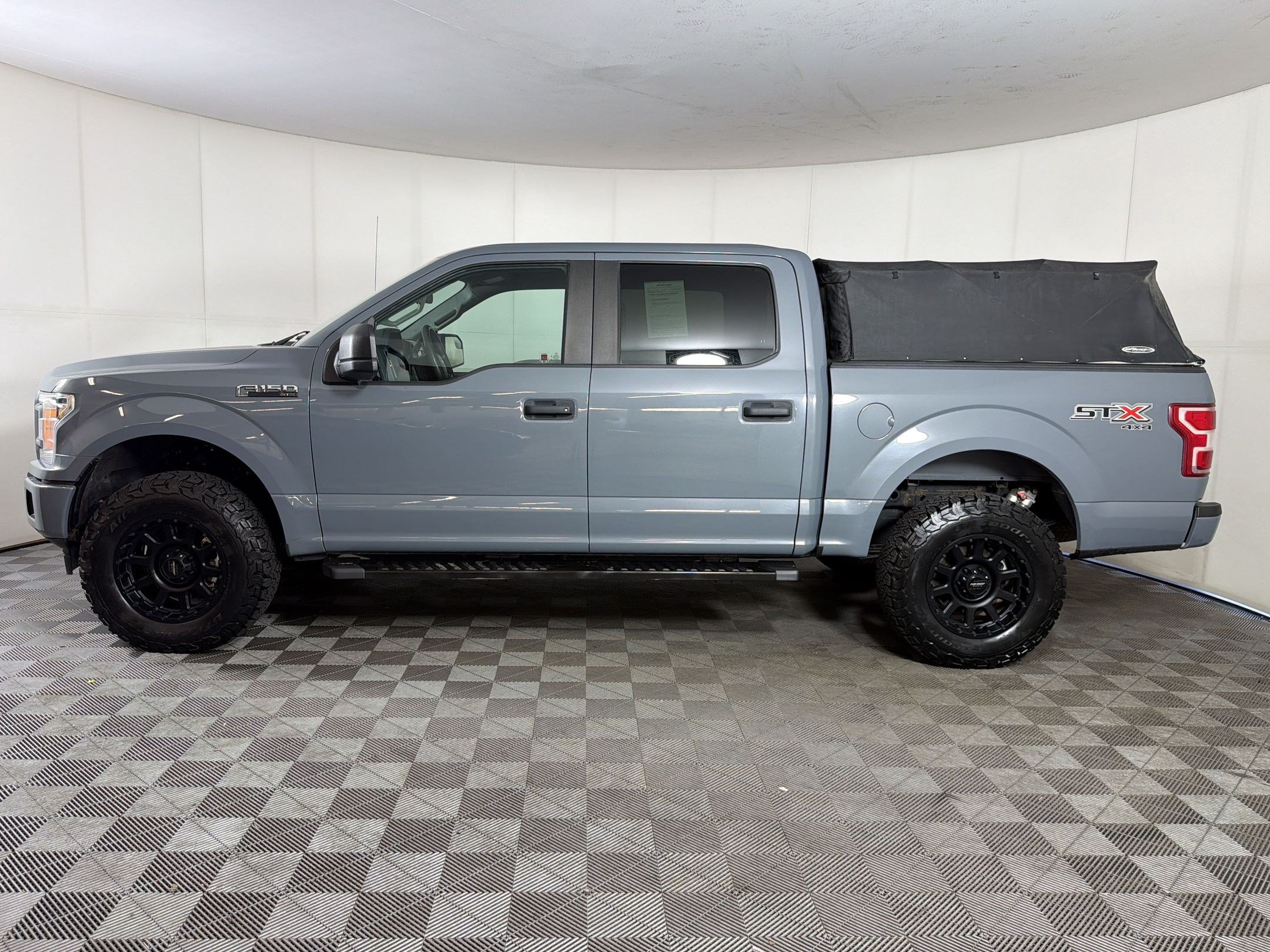Used 2019 Ford F150 XL w/ Equipment Group 101A Mid AWD/4WD image 2
