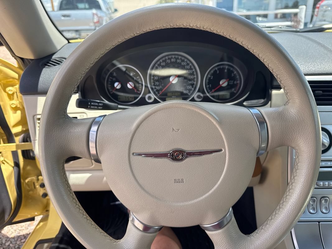 Used 2006 Chrysler Crossfire Limited RWD image 12