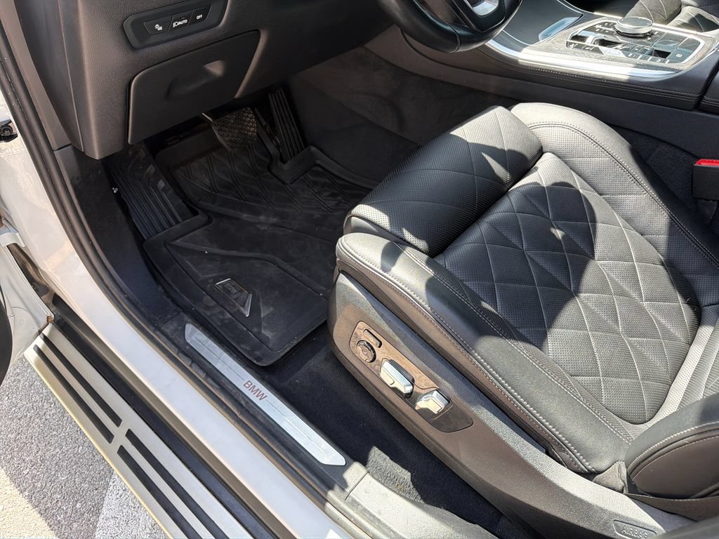 Used 2024 BMW X5 xDrive40i AWD/4WD image 20