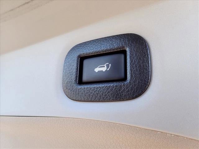 Used 2018 Nissan Rogue SL FWD image 8