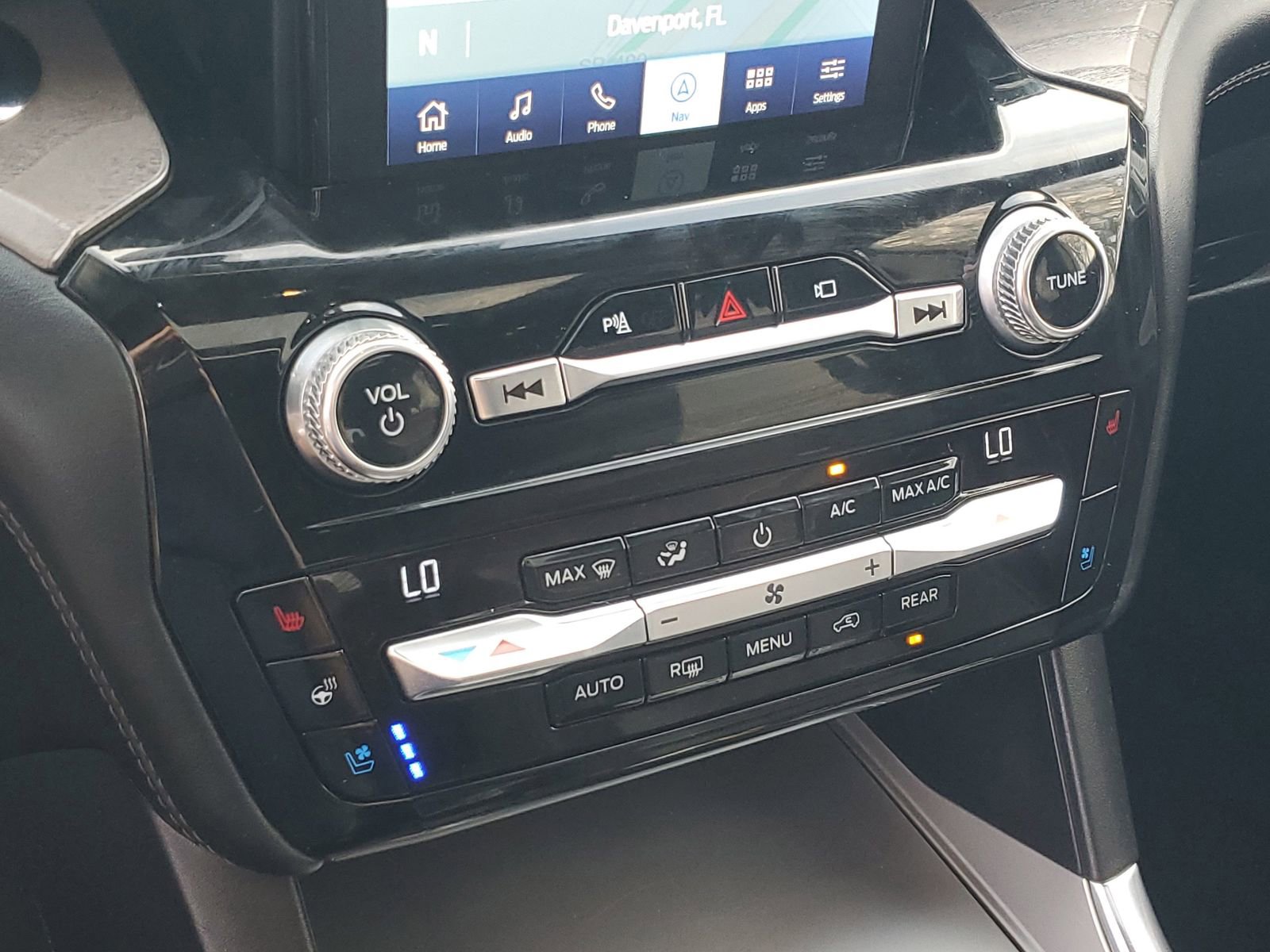 Used 2021 Ford Explorer Platinum w/ Equipment Group 601A image 28