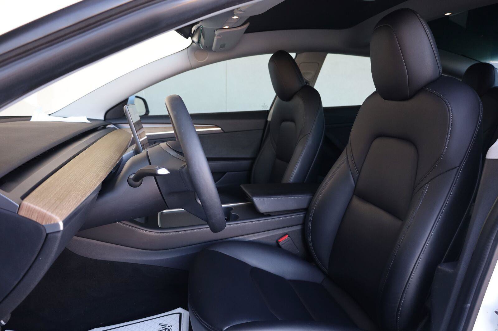 Used 2021 Tesla Model 3 Standard Range Plus RWD image 18