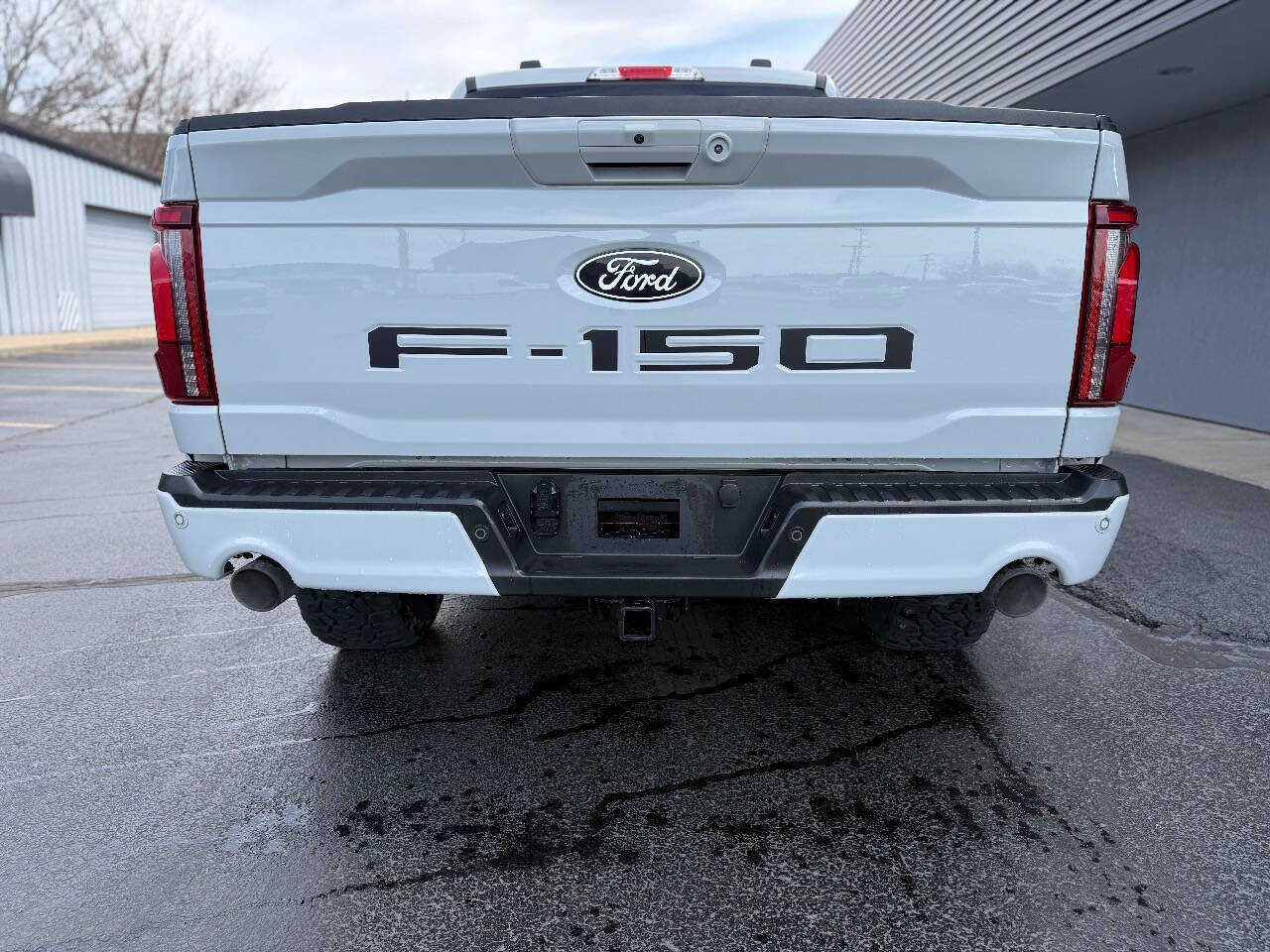 Used 2024 Ford F150 Lariat AWD/4WD image 8