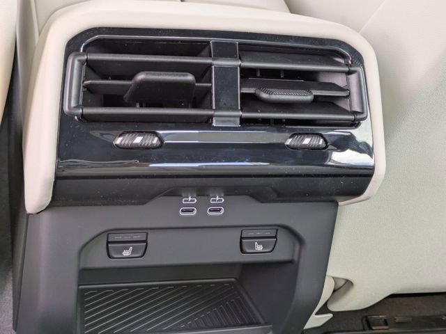 New 2026 BMW 530i xDrive w/ M Sport Package AWD/4WD image 14