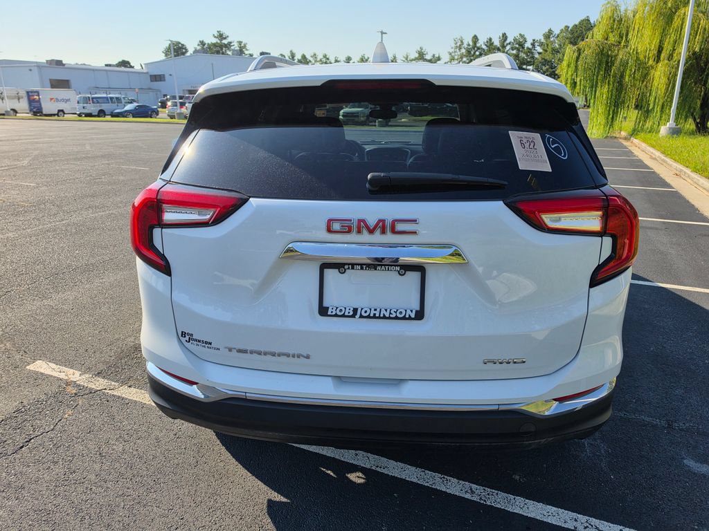 Used 2023 GMC Terrain SLT w/ LPO, Floor Liner Package AWD/4WD image 13