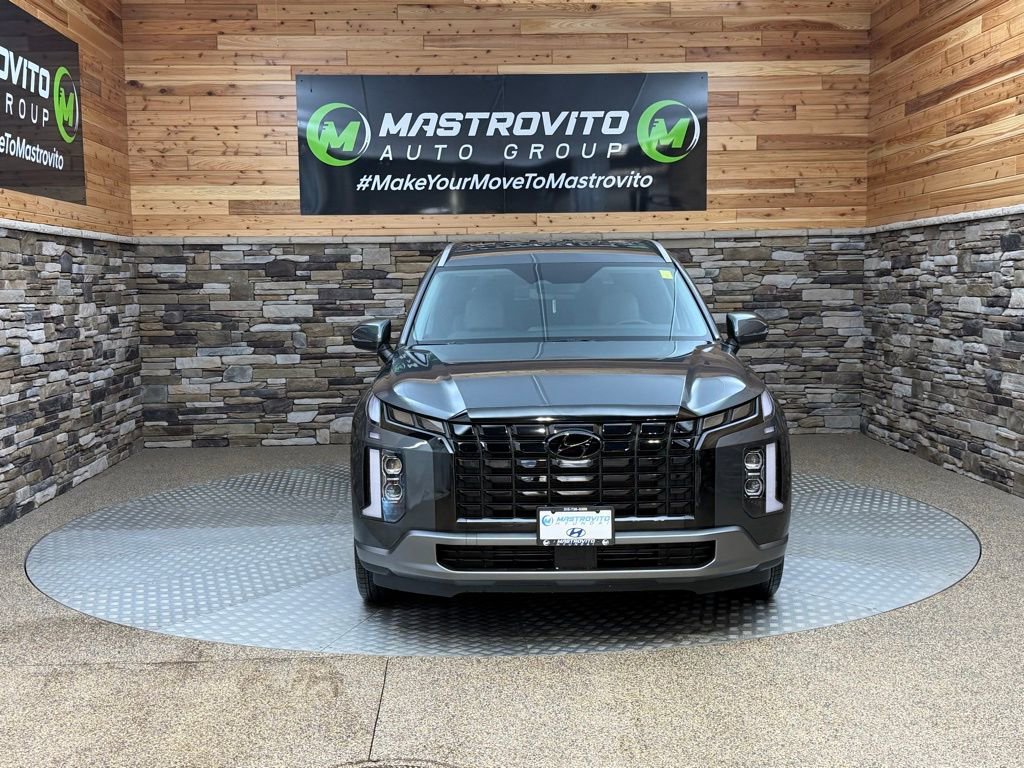 Used 2023 Hyundai Palisade SEL image 3
