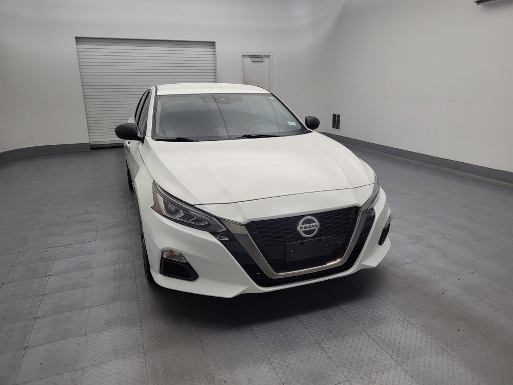 Used 2020 Nissan Altima 2.5 SR FWD image 14