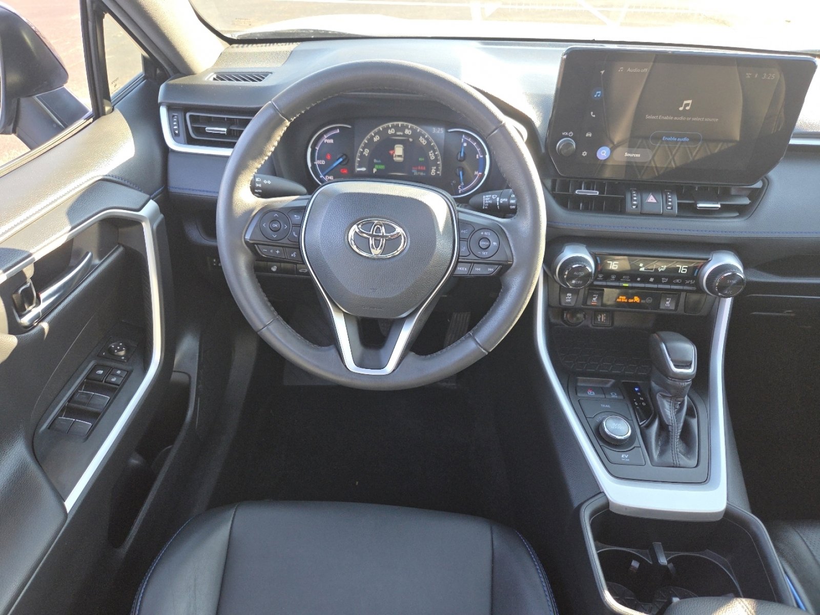 Used 2024 Toyota RAV4 XSE w/ Weather Package image 27