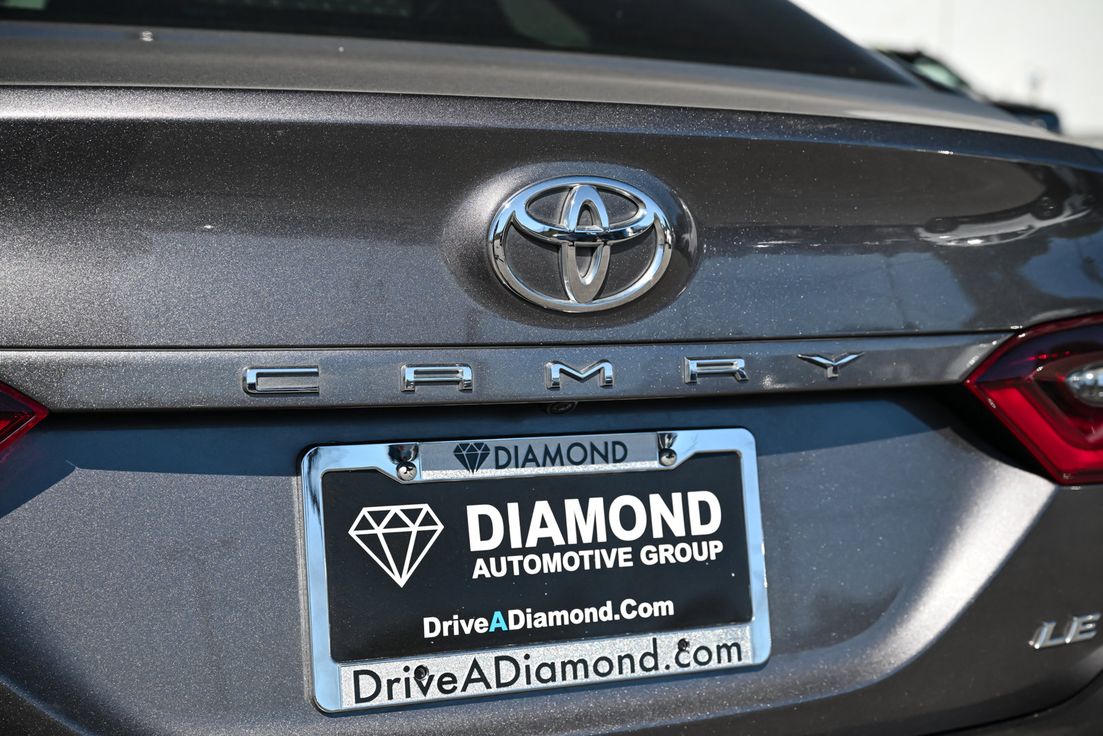 Used 2022 Toyota Camry LE w/ Carpet Mat Package (TMS) image 12