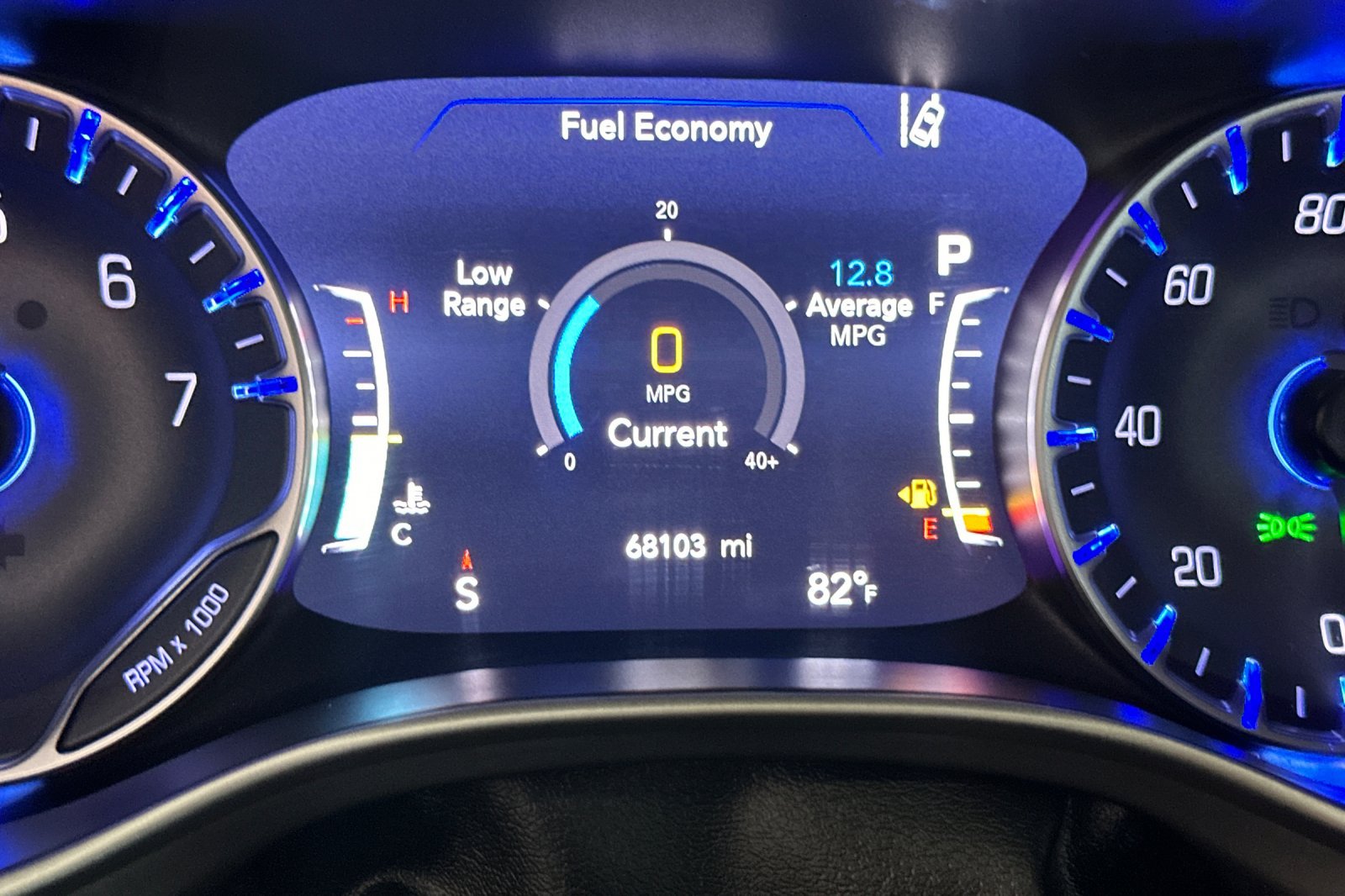 Used 2023 Chrysler Pacifica Touring-L FWD image 27