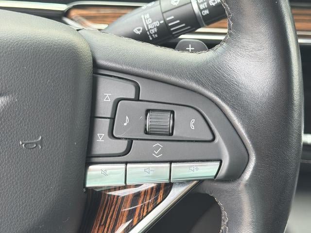 Certified 2023 Cadillac Escalade ESV Luxury w/ LPO, Illumination Package AWD/4WD image 28
