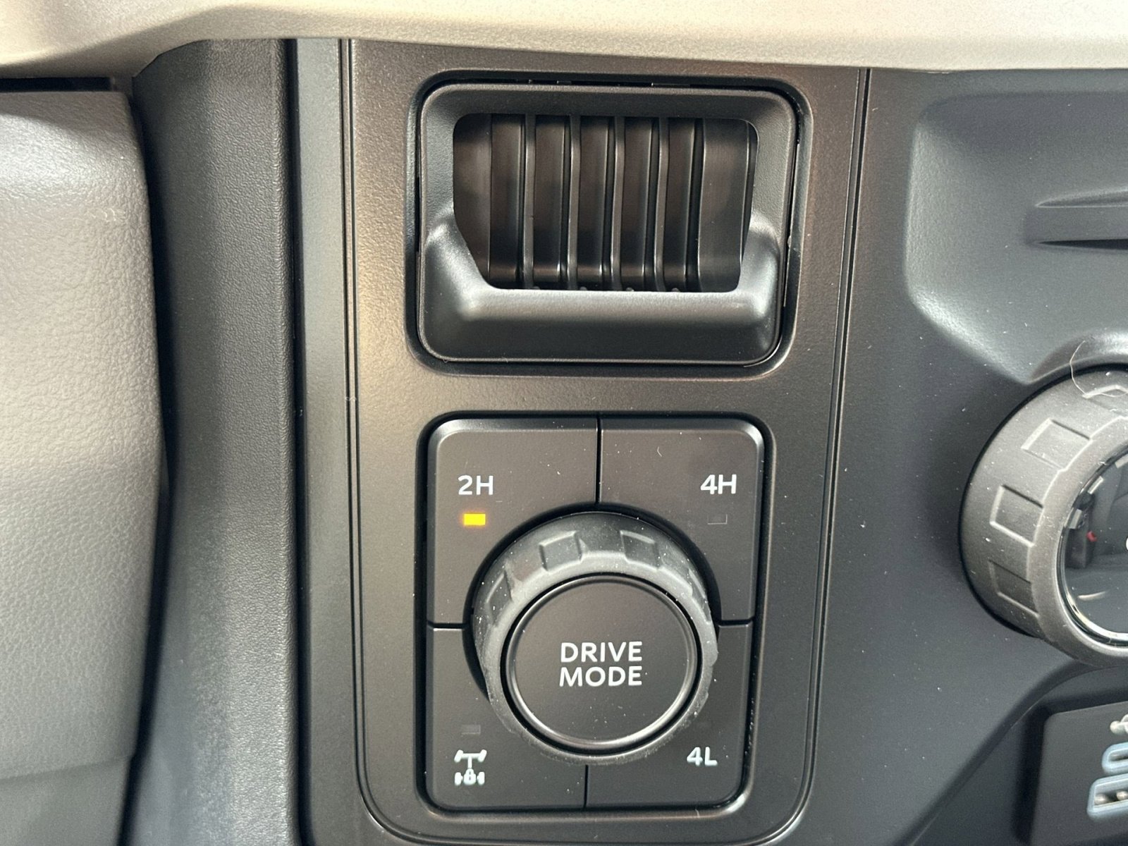 New 2026 Ford F250 XL w/ XL Chrome Package image 26