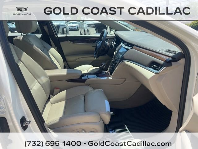 Used 2014 Cadillac XTS Luxury w/ Driver Awareness Package FWD image 7