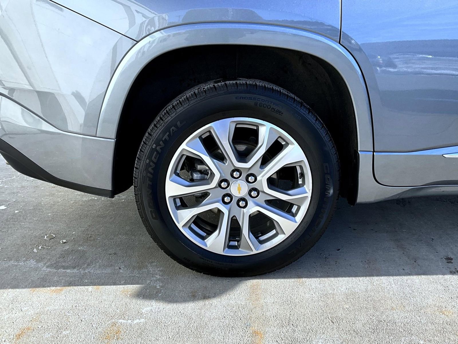 Used 2020 Chevrolet Traverse Premier image 24