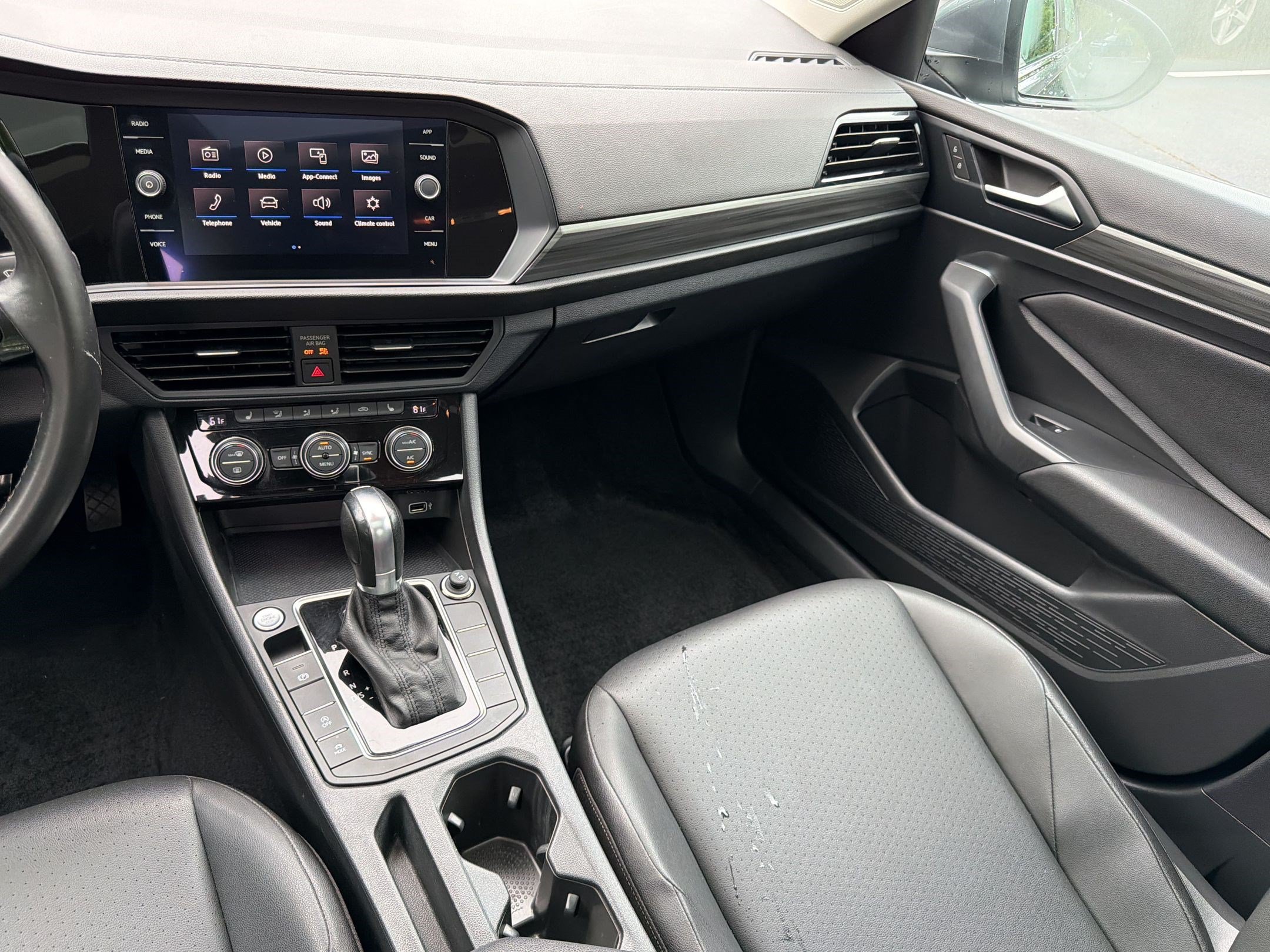 Used 2019 Volkswagen Jetta SEL FWD image 27