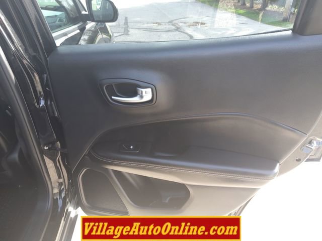 Used 2018 Jeep Compass Latitude w/ Popular Equipment Group image 29