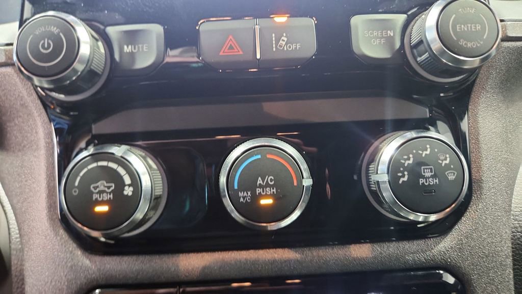 New 2026 RAM 1500 Classic Warlock image 21