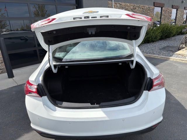 Used 2020 Chevrolet Malibu LT w/ Fleet LT Safety Plus Package FWD image 13