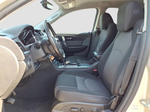 Used 2017 Chevrolet Traverse LT image 8