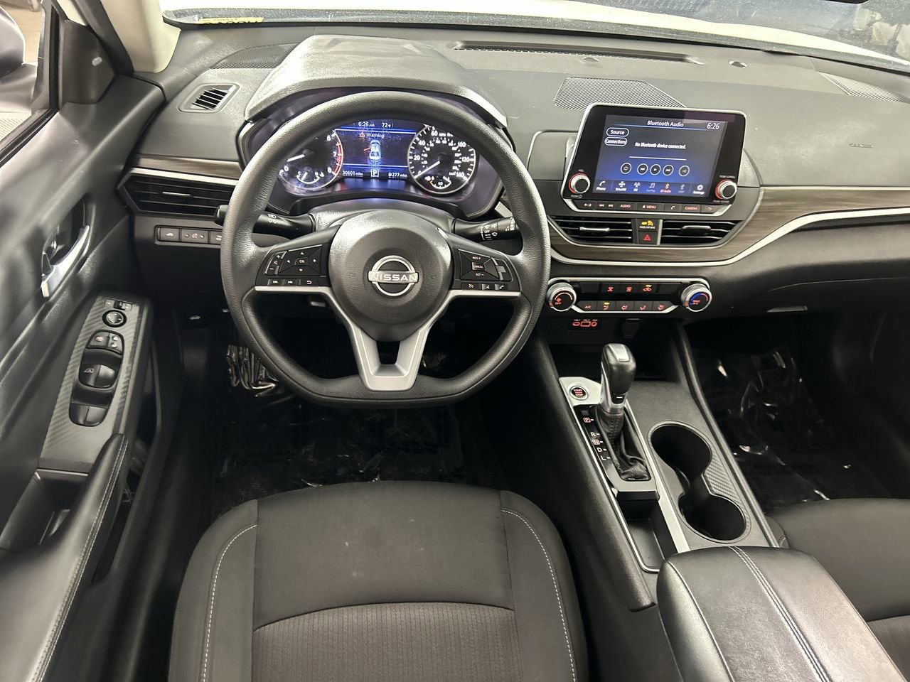 Used 2025 Nissan Altima 2.5 SV image 21