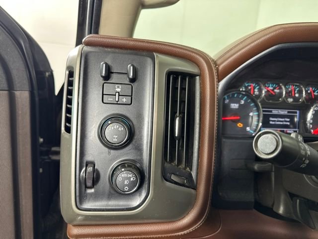 Used 2018 Chevrolet Silverado 2500 High Country w/ Duramax Plus Package image 19