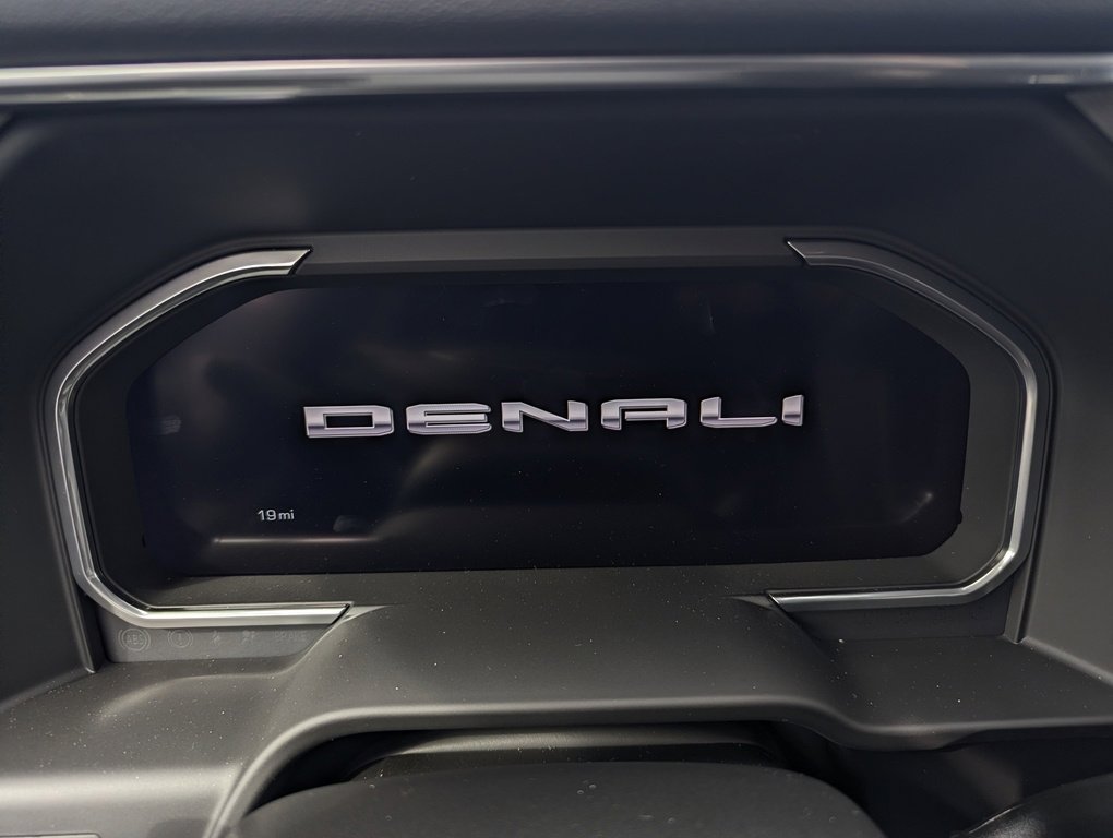 New 2026 GMC Sierra 2500 Denali image 2