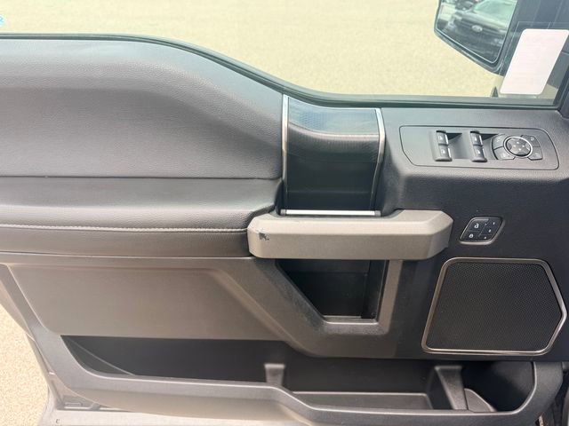 Used 2017 Ford F150 Raptor w/ Equipment Group 802A Luxury image 20