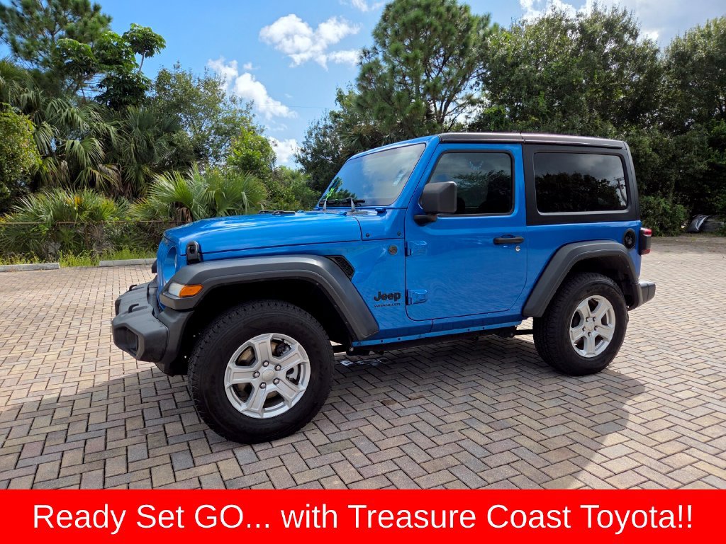 Used 2022 Jeep Wrangler Sport AWD/4WD image 9