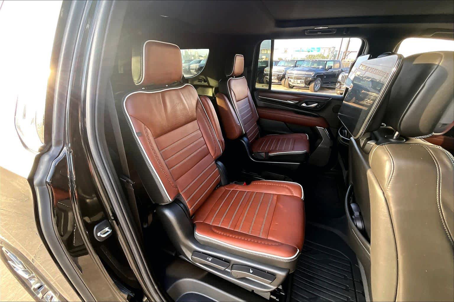 Used 2023 GMC Yukon XL Denali Ultimate image 20