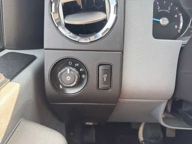 Used 2014 Ford F250 XLT w/ XLT Premium Package image 23