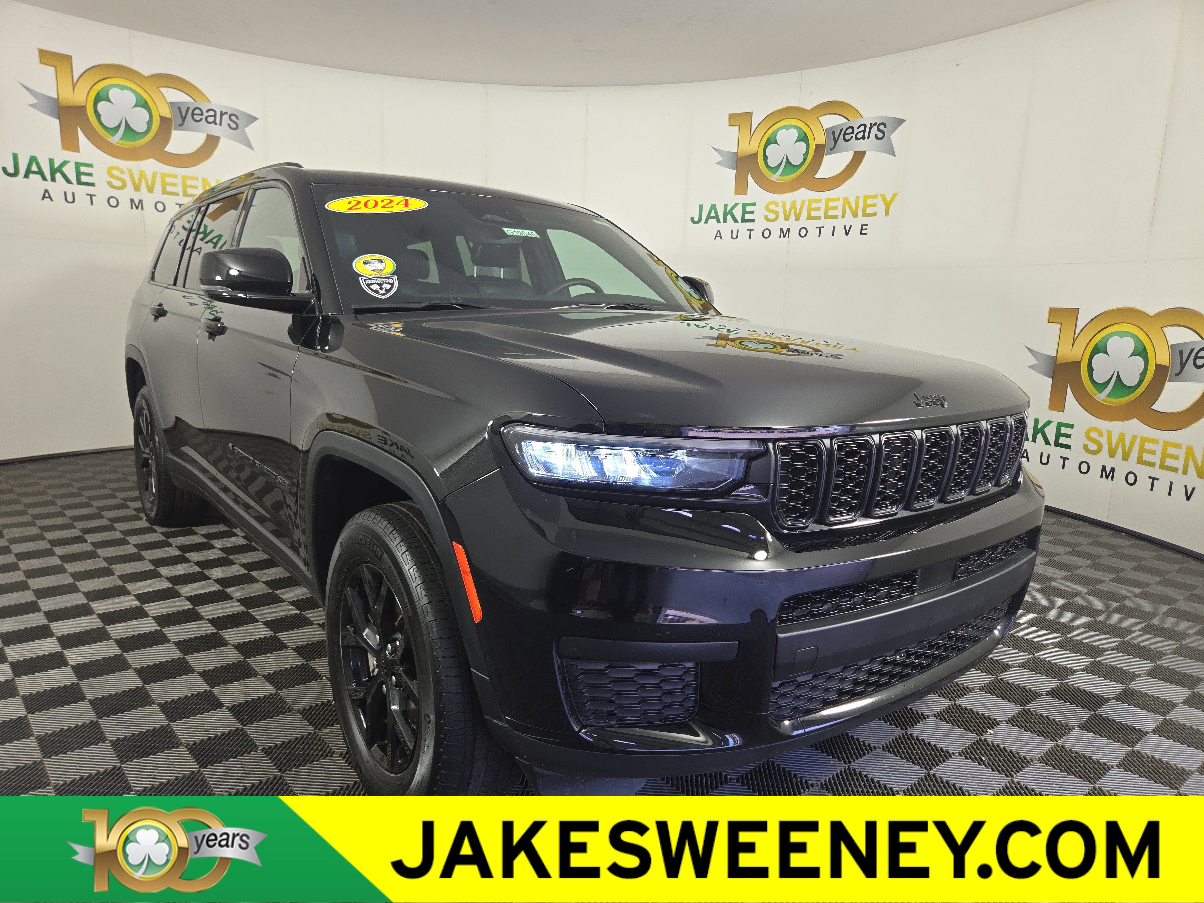 Used 2024 Jeep Grand Cherokee L Laredo