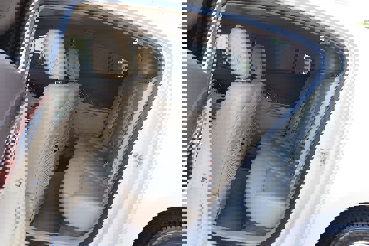 Used 2012 Buick LaCrosse Touring image 34