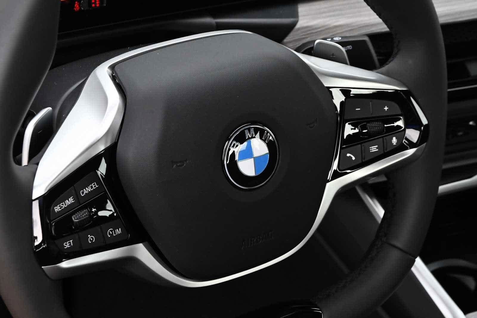 Used 2026 BMW 330i Sedan w/ Premium Package RWD image 20