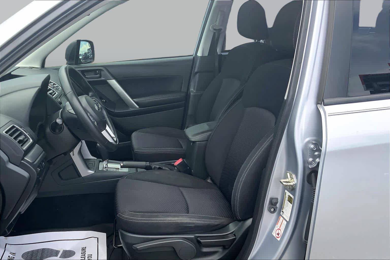 Used 2018 Subaru Forester 2.5i w/ Alloy Wheel Package AWD/4WD image 7