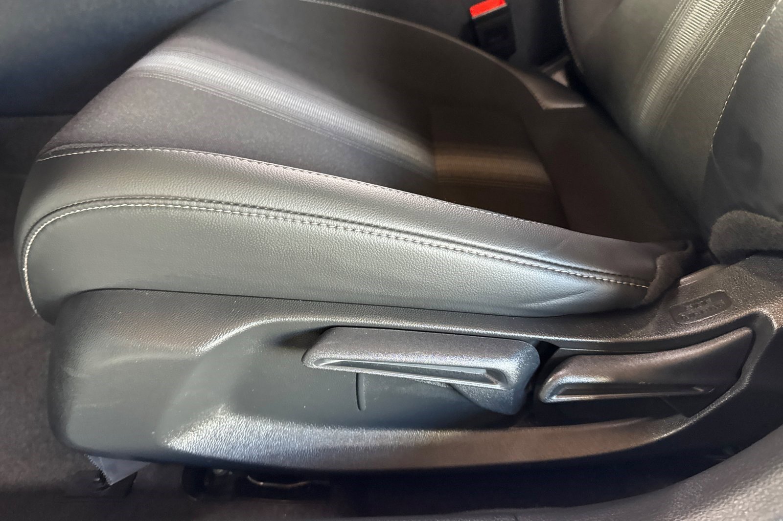 Used 2024 Honda Civic Sport image 14