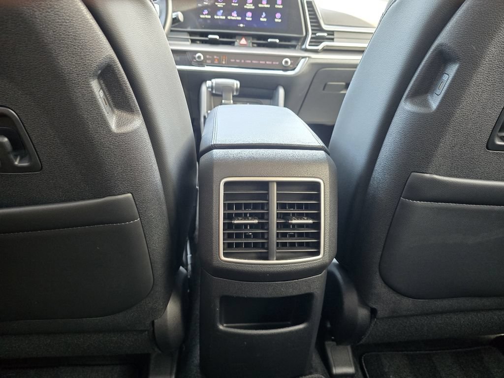 Used 2023 Kia Sportage EX FWD image 25